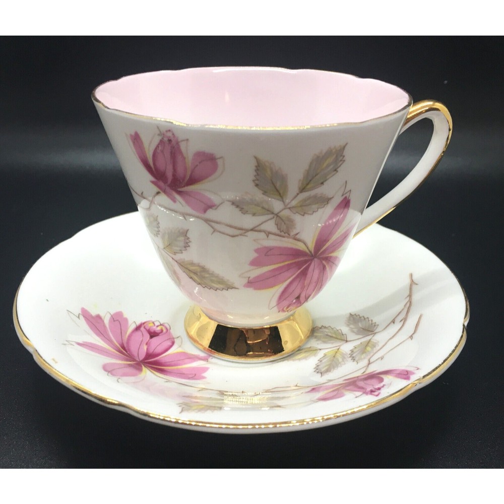 Old Royal Tea Cup Saucer Pink Roses Scalloped Gold Trim Bone China VTG England